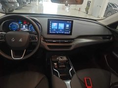 Hongqi E-QM5 2023 facelift basic travel version - фото 13