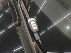 Hongqi E-QM5 2023 facelift basic travel version - фото 9