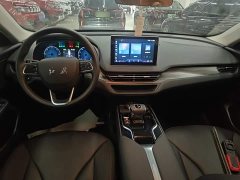 Hongqi E-QM5 2023 facelift basic travel version - фото 10