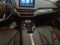Hongqi E-QM5 2023 facelift basic travel version - фото 14