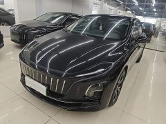 Hongqi E-QM5 2023 facelift basic travel version - фото 2