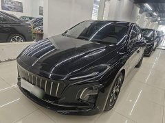 Hongqi E-QM5 2023 facelift basic travel version - фото 1
