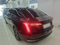 Hongqi E-QM5 2023 facelift basic travel version - фото 5