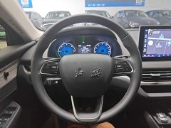 Hongqi E-QM5 620km PLUS - фото 11