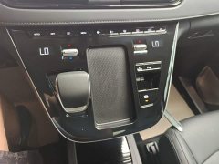 Hongqi HQ9 PHEV 2024 2.0T AWD Business Edition - фото 14