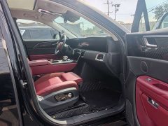 Hongqi E-HS9 690km flagship version six seats - фото 16