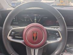 Hongqi E-HS9 690km flagship version six seats - фото 4