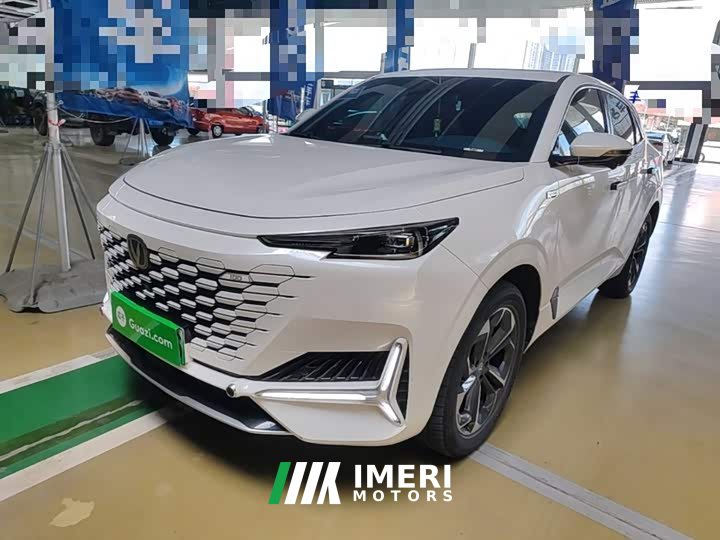 Changan UNI-K Smart iDD Smart iDD 1.5T 135km smart fun - автомобиль из Китая