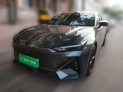 Changan UNI-V 2023 1.5T premium - фото 2