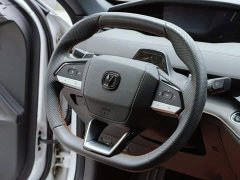 Changan UNI-V 1.5T premium - фото 11