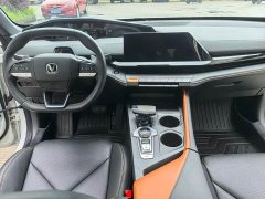 Changan UNI-V 1.5T Smart Pilot Edition - фото 4