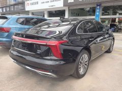 Hongqi H5 1.5T HEV Zhilian Qichang Edition - фото 4