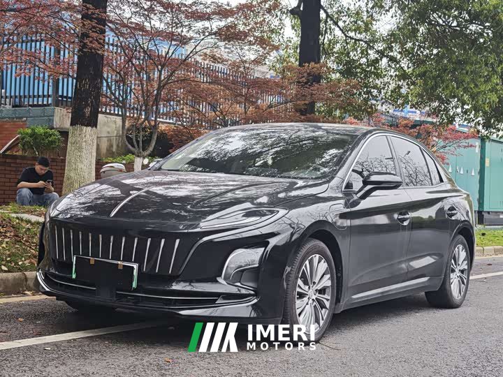 Hongqi E-QM5 2022 431km Charging Enjoyment Edition - автомобиль из Китая