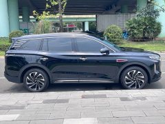 Hongqi HS7 PHEV 2024 2.0T PHEV four-wheel drive Qichang version 7 seats - фото 8