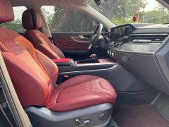 Hongqi HS5 2025 2.0T two-wheel drive Qixiang Pro version - фото 8