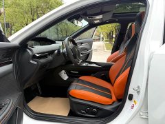 Changan UNI-V 1.5T Premium Version - фото 13