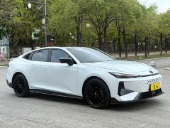Changan UNI-V 1.5T Premium Version - фото 2