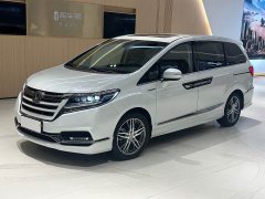 2.0L PHEVLuxury Edition - фото 1