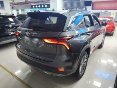 Changan CS75PLUS 1.5T automatic premium - фото 5