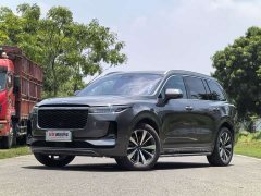 Li Auto ONE Extended-Range 6-Seater - фото 1