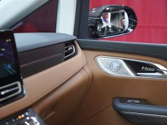 Hongqi HQ9 PHEV 2024 2.0T AWD Business Edition - фото 16