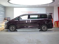 Hongqi HQ9 PHEV 2024 2.0T AWD Business Edition - фото 2