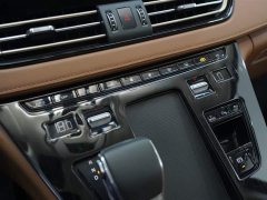 Hongqi HQ9 PHEV 2024 2.0T AWD Business Edition - фото 9