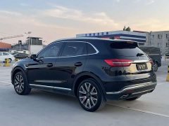Hongqi HS5 facelift 2.0T Zhilian Qixiang four-wheel drive version - фото 4