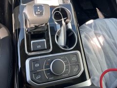 Hongqi HS7 3.0T automatic four-wheel drive Zhilian Qichang version, seven seats - фото 13