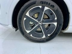 Hongqi Shangjie H5 extended range Max - фото 7