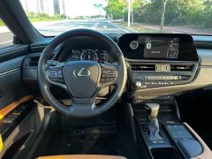 Lexus ES 200 Excellence Edition - фото 5