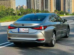 Lexus ES 200 Excellence Edition - фото 8