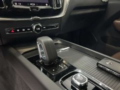 Volvo XC60 B5 AWDLuxury Edition - фото 8