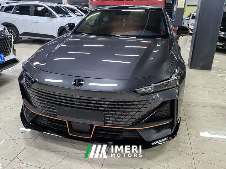 Changan UNI-V 2022 1.5T sports version - автомобиль из Китая