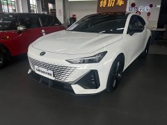 Changan UNI-V 2024 1.5T high-energy version - фото 1