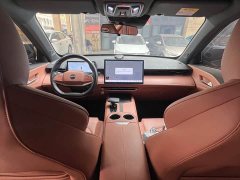 Changan UNI-Z New Energy Blue Whale Smart Electric iDD 125km Excellent - фото 6