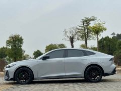 Changan UNI-V 2022 2.0T Speed Edition - фото 6