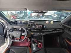 Changan UNI-V 1.5T premium - фото 10
