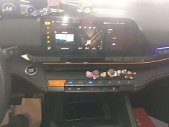 Changan UNI-V 1.5T smart pilot - фото 13