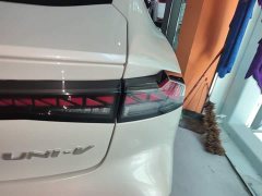 Changan UNI-V 1.5T premium - фото 8