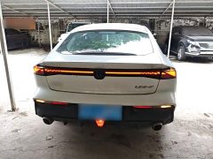 Changan UNI-V 1.5T Excellent Type - фото 6