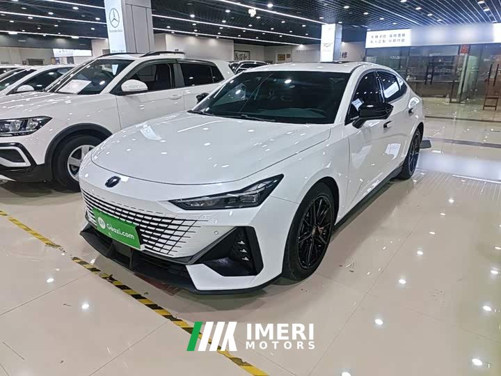 Changan UNI-V 1.5T exclusive