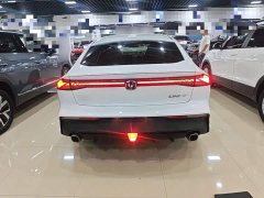 Changan UNI-V 1.5T exclusive - фото 6