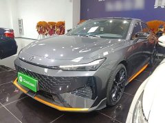 Changan UNI-V 1.5T noble sports - фото 2