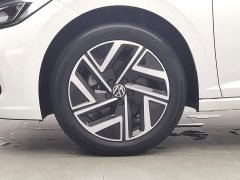 Volkswagen Sagitar 280TSI DSG surpasses Lite version - фото 17