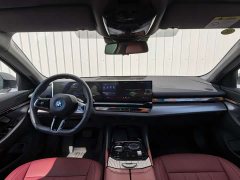 BMW i5 eDrive 35L M Sport Package - фото 11