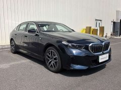 BMW i5 eDrive 35L M Sport Package - фото 3