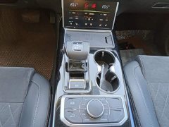 Hongqi HS7 2022 3.0T automatic four-wheel drive smart connected flagship version, five seats - фото 14