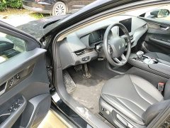 Hongqi E-QM5 Facelift Basic Travel Edition - фото 16