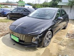 Hongqi E-QM5 Facelift Basic Travel Edition - фото 2